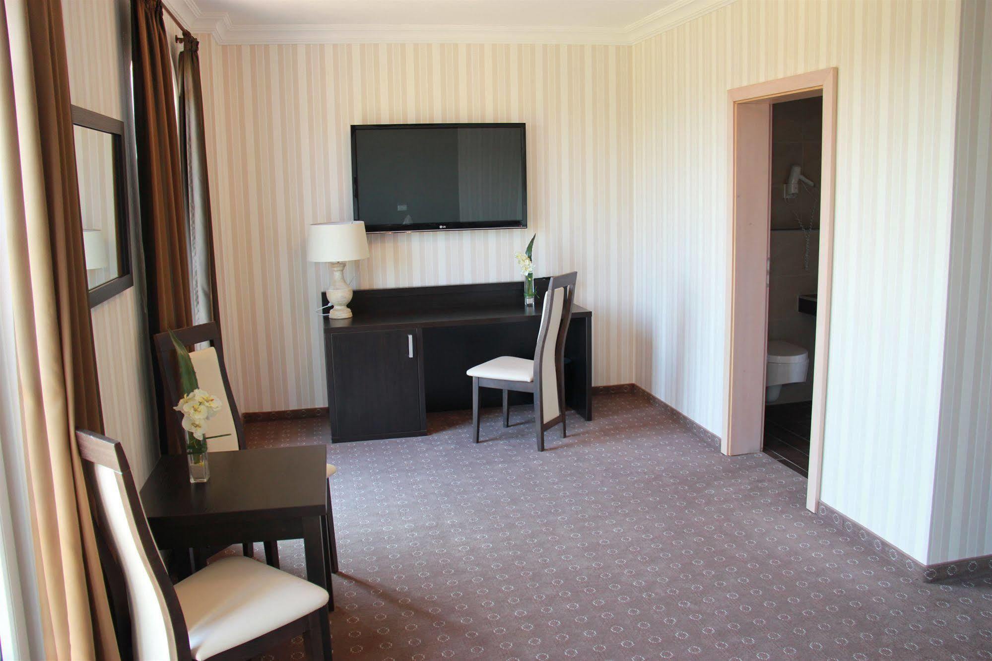 Waldhotel Marienheide Экстерьер фото